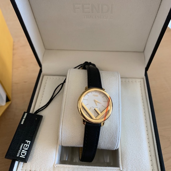 FENDI WATCH - Picture 9 of 9